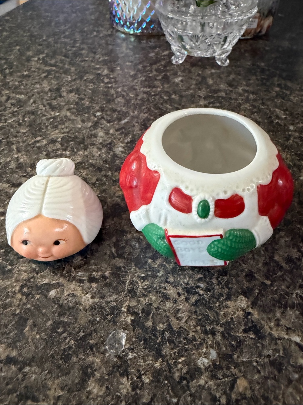 Vintage Avon Claus & Company Red and White Santa Creamer & Mrs. Claus Sugar Bowl - Picture 8 of 11